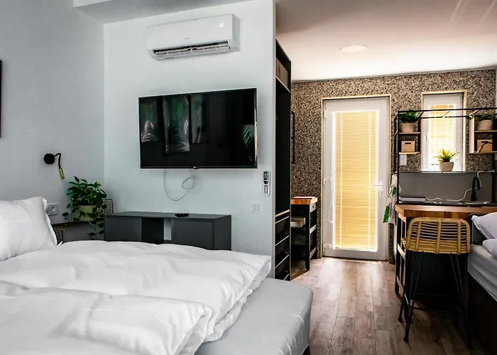 Tisza Camping Apartmanhaz